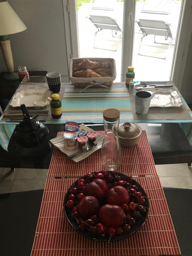 Saint-Sulpice-et-Cameyrac La Pepiniere Bed & Breakfast エクステリア 写真